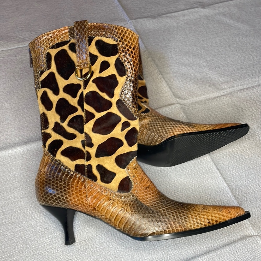 J renee leather snake skin/hide cowboy boots size 7